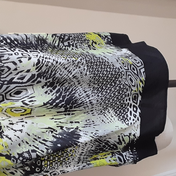 Top - Picture 3 of 5